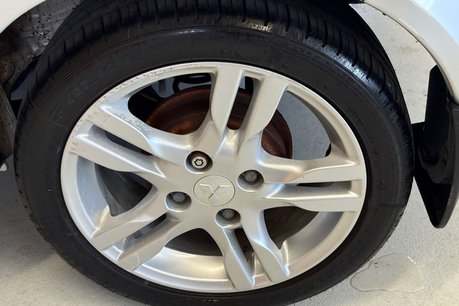 Mitsubishi Colt 1.3 CZ2 Hatchback 5dr Petrol Auto Euro 4 (94 ps) 62