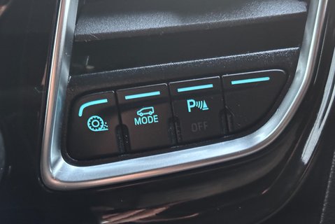 Ford Transit Custom 320 L1 Limited 170 ps Panel Van - Automatic 40