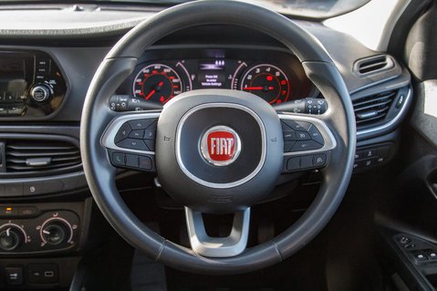 Fiat Tipo EASY 20