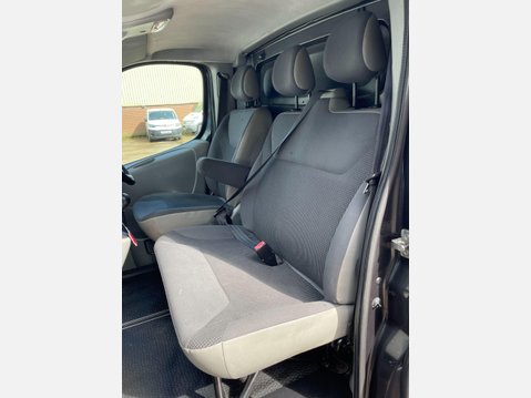 Vauxhall Vivaro 2.0 CDTi Sportive FWD L1 4dr 34