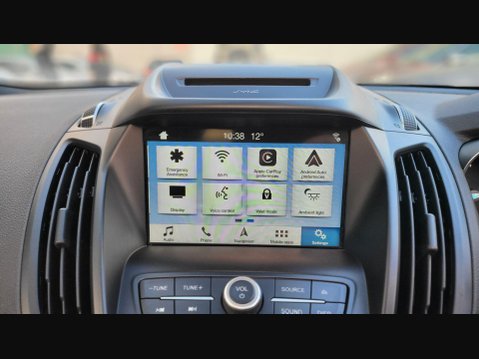 Ford Kuga ST-LINE X 26