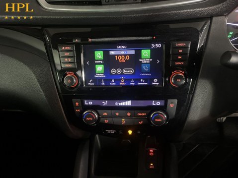 Nissan Qashqai 1.3 DIG-T Acenta Premium SUV 5dr Petrol Manual Euro 6 (s/s) (140 ps) Alloys 17