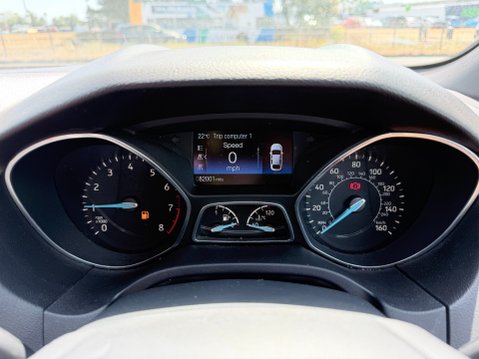 Ford Focus 1.0 ST-LINE NAVIGATION 21
