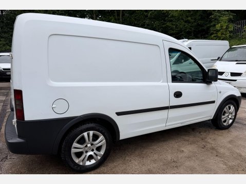 Vauxhall Combo 1.3 CDTi 1700 16v Panel Van 3dr Diesel Manual (134 g/km, 69 bhp) 11