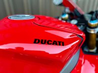 Ducati Panigale V4 1.1 Panigale V4 S 7
