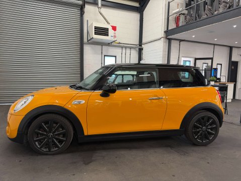 Mini Hatch 2.0 Cooper SD Auto 3dr 8