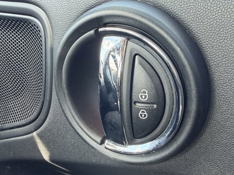 Mini Countryman 1.5 Cooper Classic ALL4 5dr [Comfort/Nav+ Pack] 34