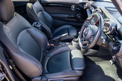 Mini Hatch 2.0 John Cooper Works Auto 3dr 68