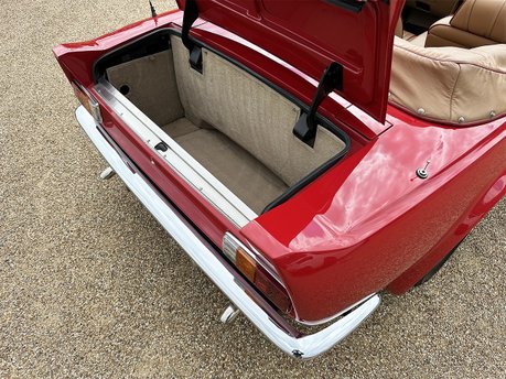 Aston Martin V8 VOLANTE 82