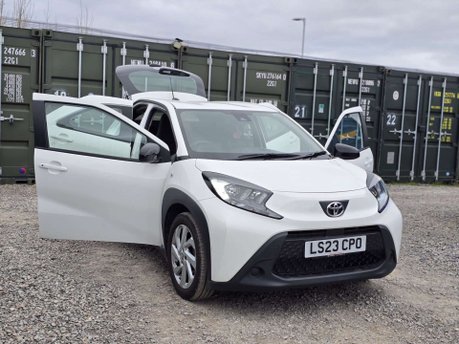 Toyota Aygo X 1.0 VVT-i Pure Hatchback 5dr Petrol x-shift Euro 6 (s/s) (72 ps) 6