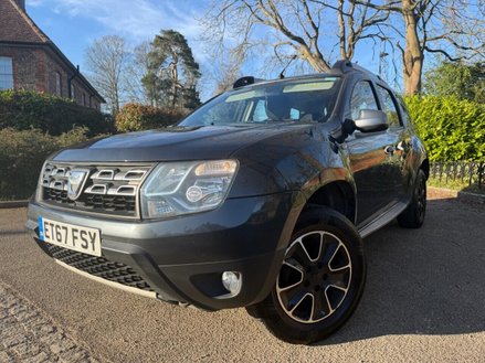 None DUSTER 1.2 TCE PRESTIGE SUV 5DR PETROL MANUAL EURO 6 S S 125... photo