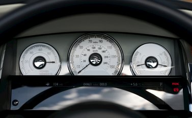 Rolls-Royce Dawn 17