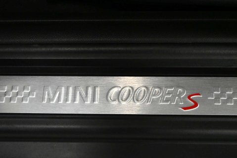 Mini Hatch 2.0 Cooper S Classic Auto 3dr 27