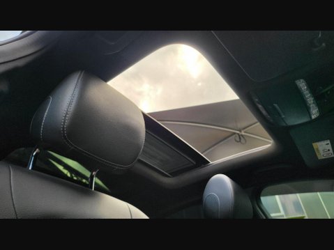 Mercedes-Benz C Class C 220 D AMG LINE PREMIUM PLUS 34