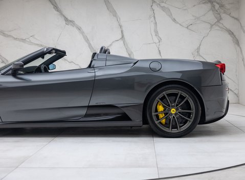 Ferrari F430 SCUDERIA SPIDER 16M 52