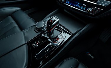 BMW M5 COMPETITION 26
