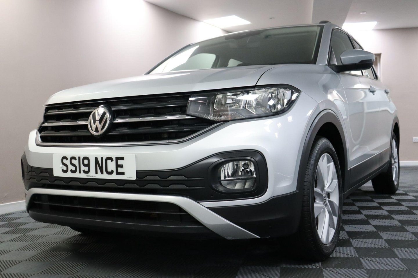 2019 Volkswagen T-Cross — image 24