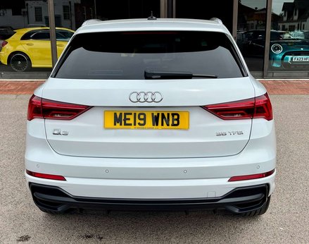 Audi Q3 1.5 Q3 S Line 35 TFSI Semi-Auto 5dr 6