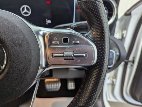 Mercedes-Benz A Class 1.3 A 200 AMG Line Exeutive Auto 5dr 77