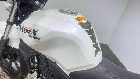 KSR Moto Worx 2018 RUNNING 125CC PROJECT BIKE SPARES OR REPAIR LEARNER BIKE 27
