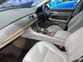 Jaguar XF 2.2d Premium Luxury Saloon 4dr Diesel Auto Euro 5 (s/s) (190 ps) 9