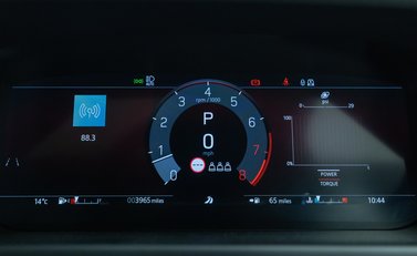 Land Rover Defender 110 OCTA 22