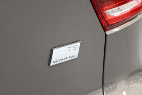 Volvo XC40 1.5 XC40 R-Design Pro T5 Recharge Auto 5dr 36