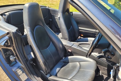 Porsche 911 CARRERA 2S PK 11