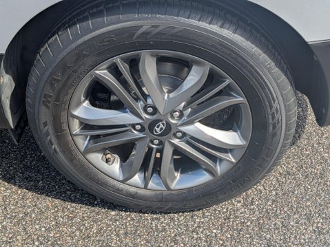 Hyundai ix35 2.0 CRDi SE 4WD Euro 5 5dr (Nav) 15