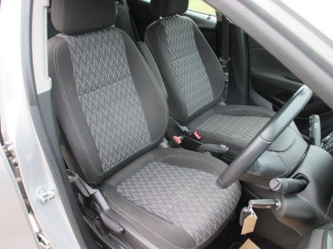 Vauxhall Mokka 1.4i Turbo Exclusiv 2WD Euro 6 (s/s) 5dr 25