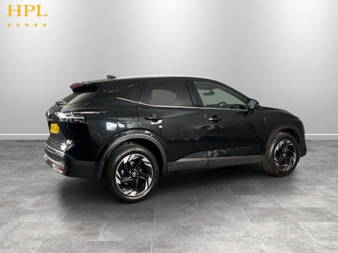 Nissan Qashqai 1.3 DIG-T MHEV N-Connecta SUV 5dr Petrol Hybrid Manual Euro 6 (s/s) (140 ps 7
