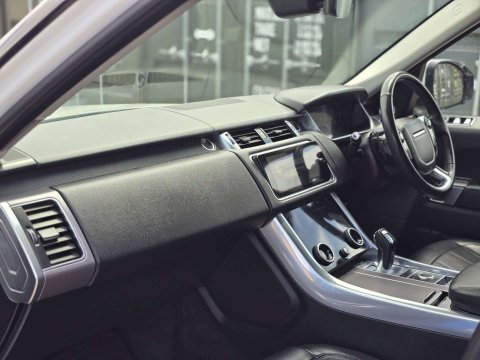 2018 Land Rover Range Rover Sport thumbnail 14