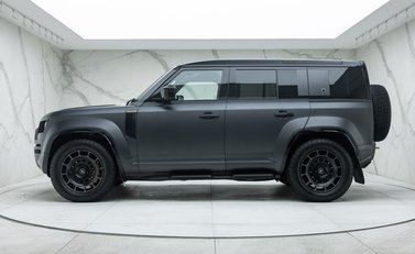 Land Rover Defender OCTA EDITION ONE 5