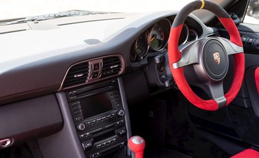 Porsche 911 (997) GT2 RS 16