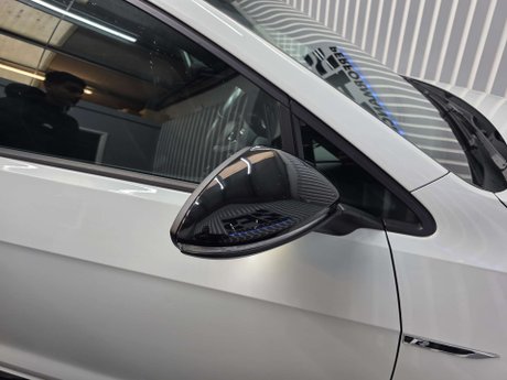 Volkswagen Golf 2.0 TSI R Hatchback 5dr Petrol DSG 4Motion Euro 6 (s/s) (310 ps) 30