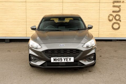 Ford Focus ST-LINE 5