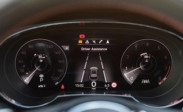 Bentley Bentayga V8 First Edition 20