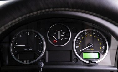 Land Rover Defender 110 XS 19