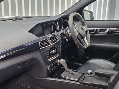 Mercedes-Benz C Class 6.3 C63 V8 AMG Edition 507 Saloon 4dr Petrol SpdS MCT Euro 5 (507 ps) 4