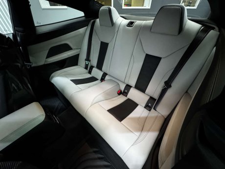 BMW M4 3.0 BiTurbo Competition Coupe 2dr Petrol Steptronic Euro 6 (s/s) (510 ps) 21