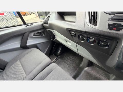 Ford Transit Custom 270 LR P/V 35