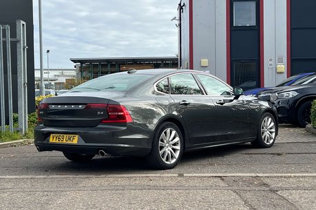 Volvo S90 2.0 D4 Momentum Plus Saloon 4dr Diesel Auto Euro 6 (s/s) (190 ps) 18