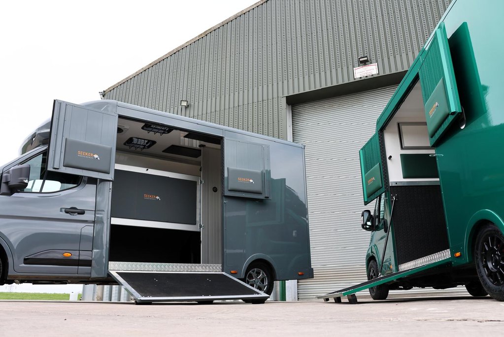 Citroen Relay Brand new 4.5 ton horse box pre reg delivery miles ready to go  34