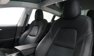 Tesla Model 3 STANDARD RANGE PLUS 19" Alloys Heated Seats & Steering Wheel One Owner VATQ 20