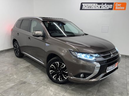 2015 MITSUBISHI OUTLANDER 2.0H 12KWH GX4HS SUV 5DR PETROL PLUG IN HYBRID CVT 4WD EURO... photo