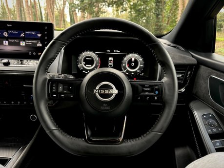 Nissan Qashqai DIG-T N-DESIGN 41