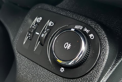 Vauxhall Combo L2H1 2300 Dynamic Panel Van 27