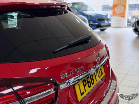 Mercedes-Benz GLA 1.6 GLA180 Urban Edition 7G-DCT Euro 6 (s/s) 5dr 42