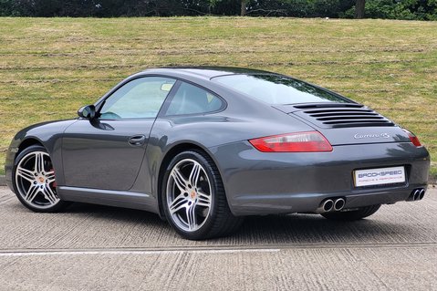 Porsche 911 CARRERA 4 TIPTRONIC S 3