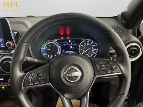 Nissan Juke 1.6 Premiere Edition SUV 5dr Petrol Hybrid Auto Euro 6 (143 ps) 13